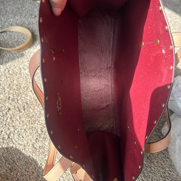 Coach Charlie Carry all Tan Leather Tote Bag - Picture 4 of 6